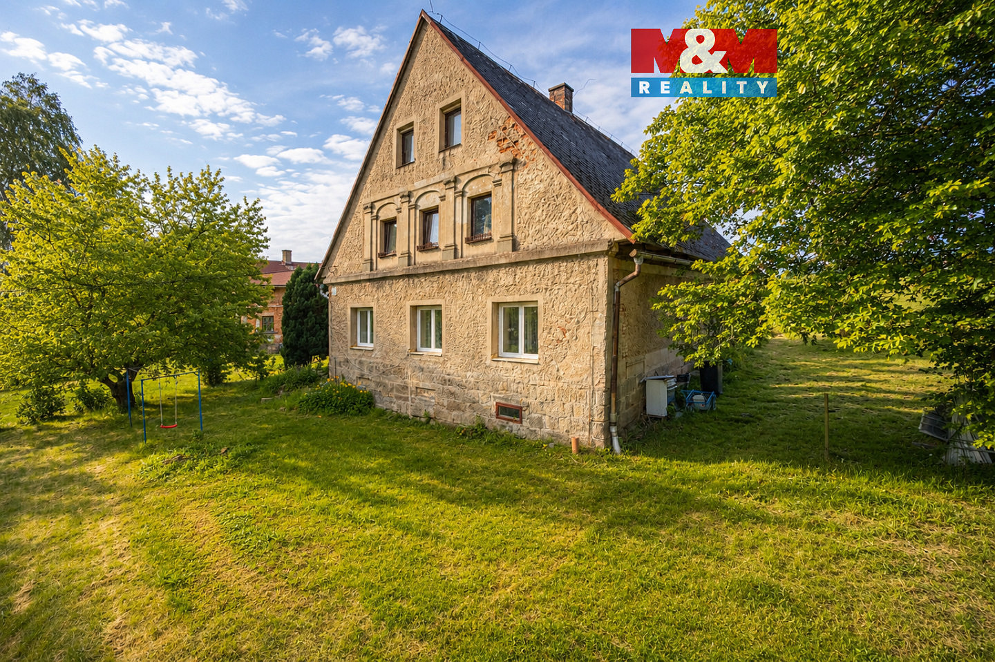 Prodej domu 380 m² s pozemkem 3 133 m²