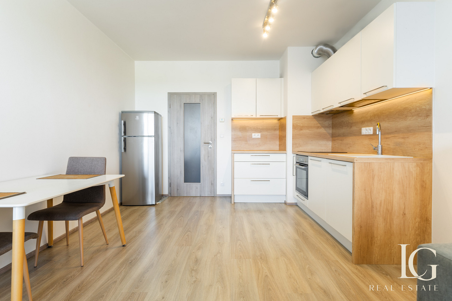 Prodej bytu 1+kk 30 m² – pohled 3