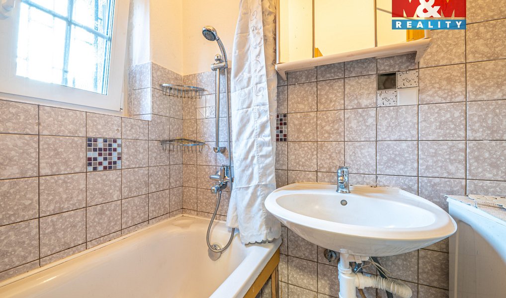 Prodej bytu 4+1 97 m², Nový Bor – náhled fotky 12