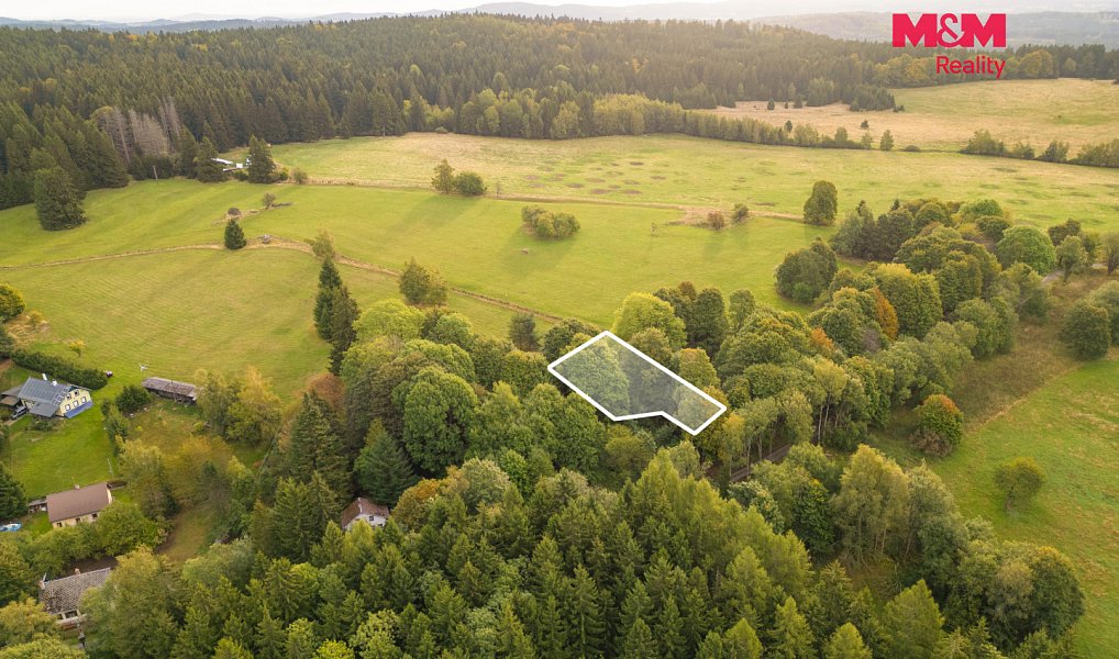 Prodej stavebního pozemku 739 m², Lesná – náhled fotky 10