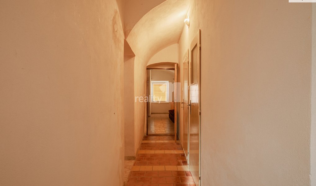 Prodej domu 220 m² s pozemkem 907 m², Žebrák – náhled fotky 47