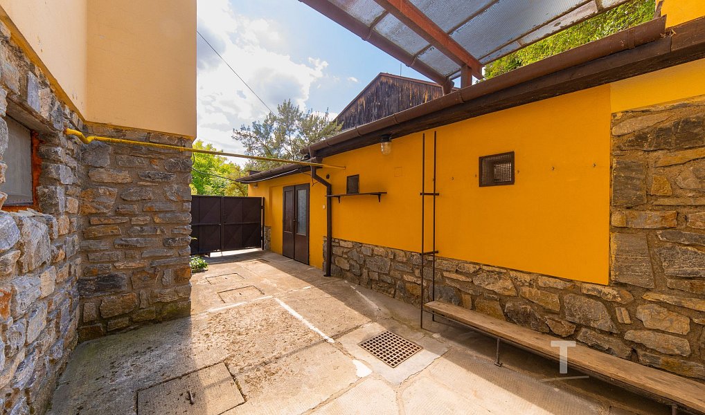Prodej domu 331 m² s pozemkem 536 m², Drnovice – náhled fotky 24