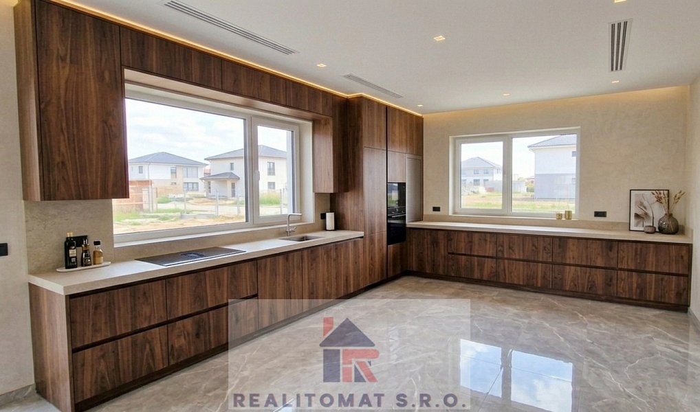 Prodej domu 190 m² s pozemkem 842 m², Polerady – náhled fotky 7