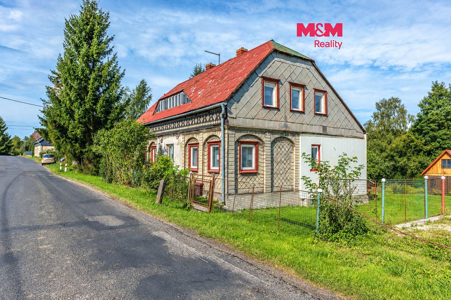 Prodej domu 156 m² s pozemkem 607 m²
