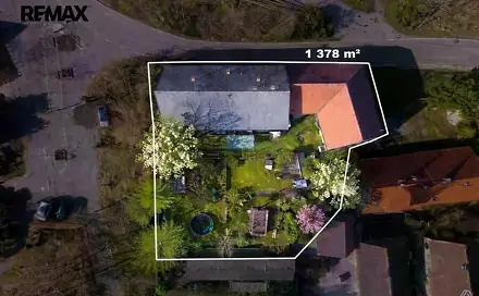Prodej domu 194 m² s pozemkem 1 387 m², Lešany, okres Benešov