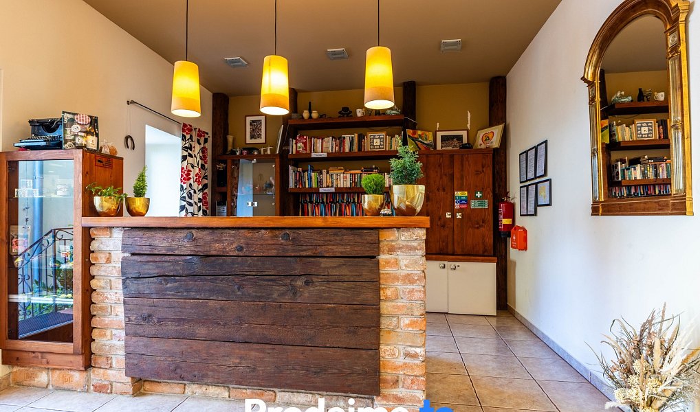 Prodej ubytovacího objektu 1 593 m², Znojmo – náhled fotky 3