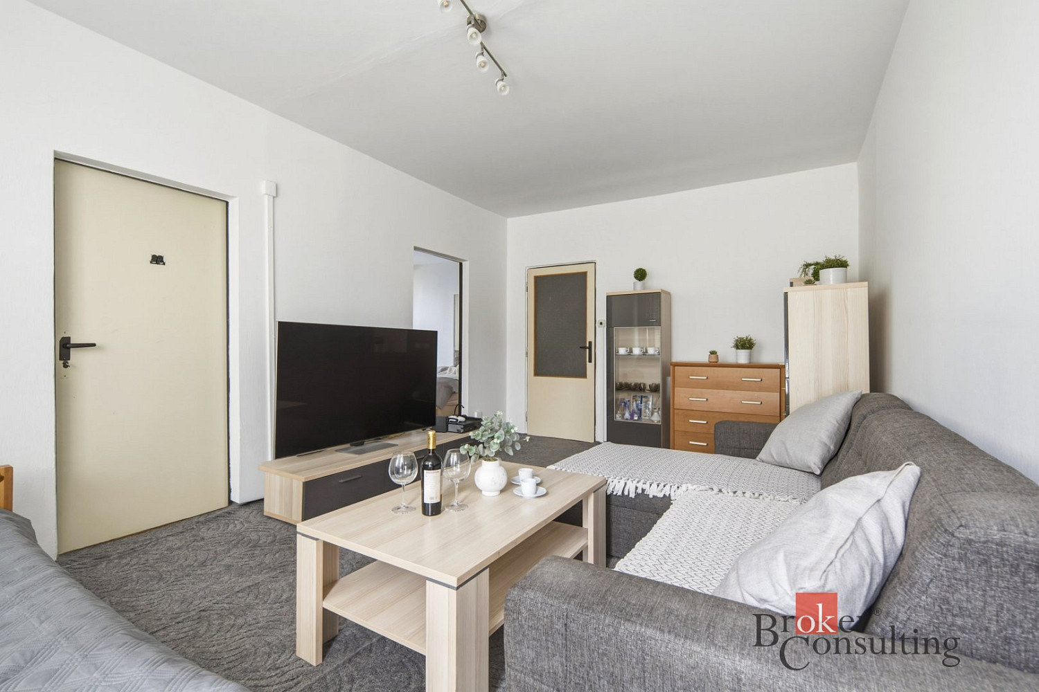 Prodej bytu 3+1 69 m² — photo 3