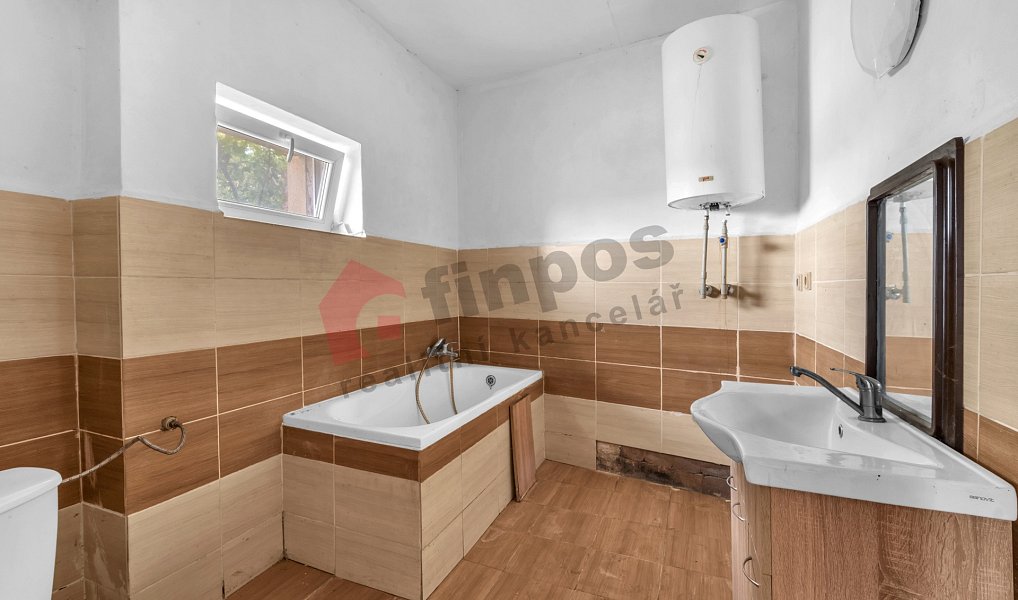 Prodej domu 310 m² s pozemkem 1 757 m², Chlumec nad Cidlinou – náhled fotky 20