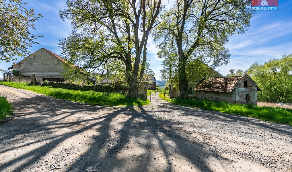Prodej zemědělského objektu 1 446 m², Mrákov – náhled fotky 30