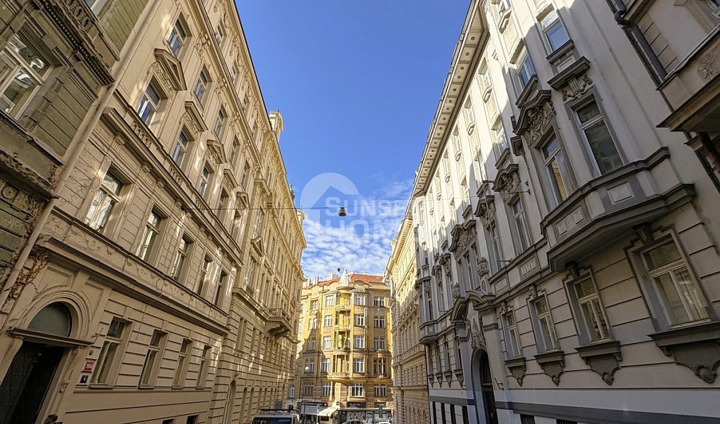 Pronájem bytu 2+kk 66 m², Praha – náhled fotky 9