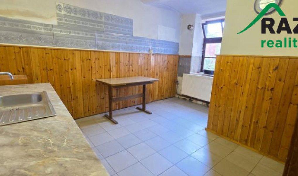 Prodej domu 145 m² s pozemkem 172 m², Tachov – náhled fotky 9