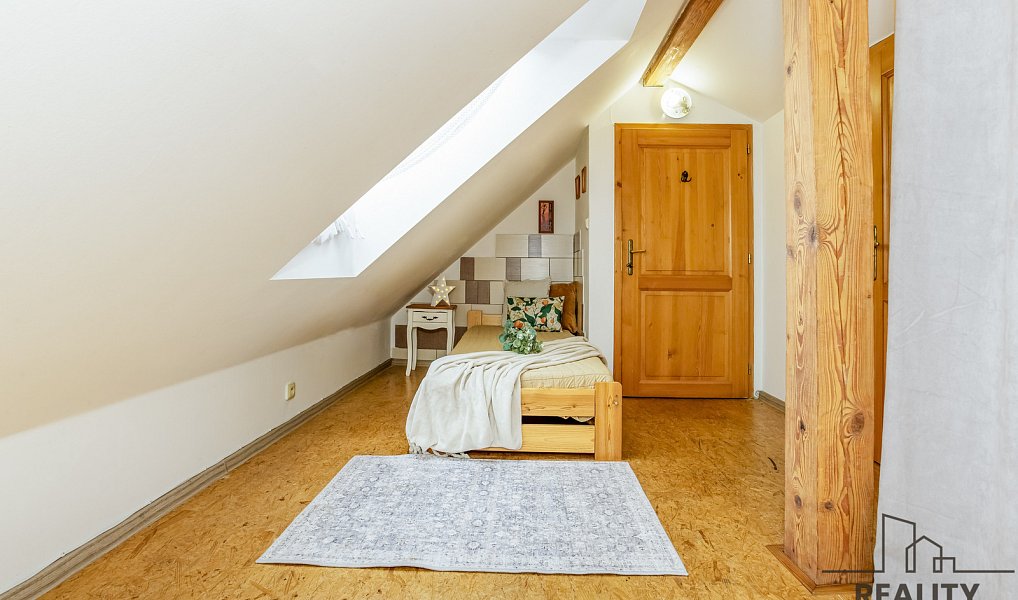 Prodej ubytovacího objektu 220 m², Český Krumlov – náhled fotky 21