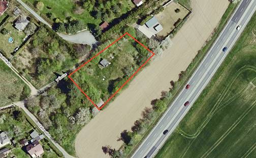 Prodej stavebního pozemku 2 008 m², V úvoze, Čerčany, okres Benešov