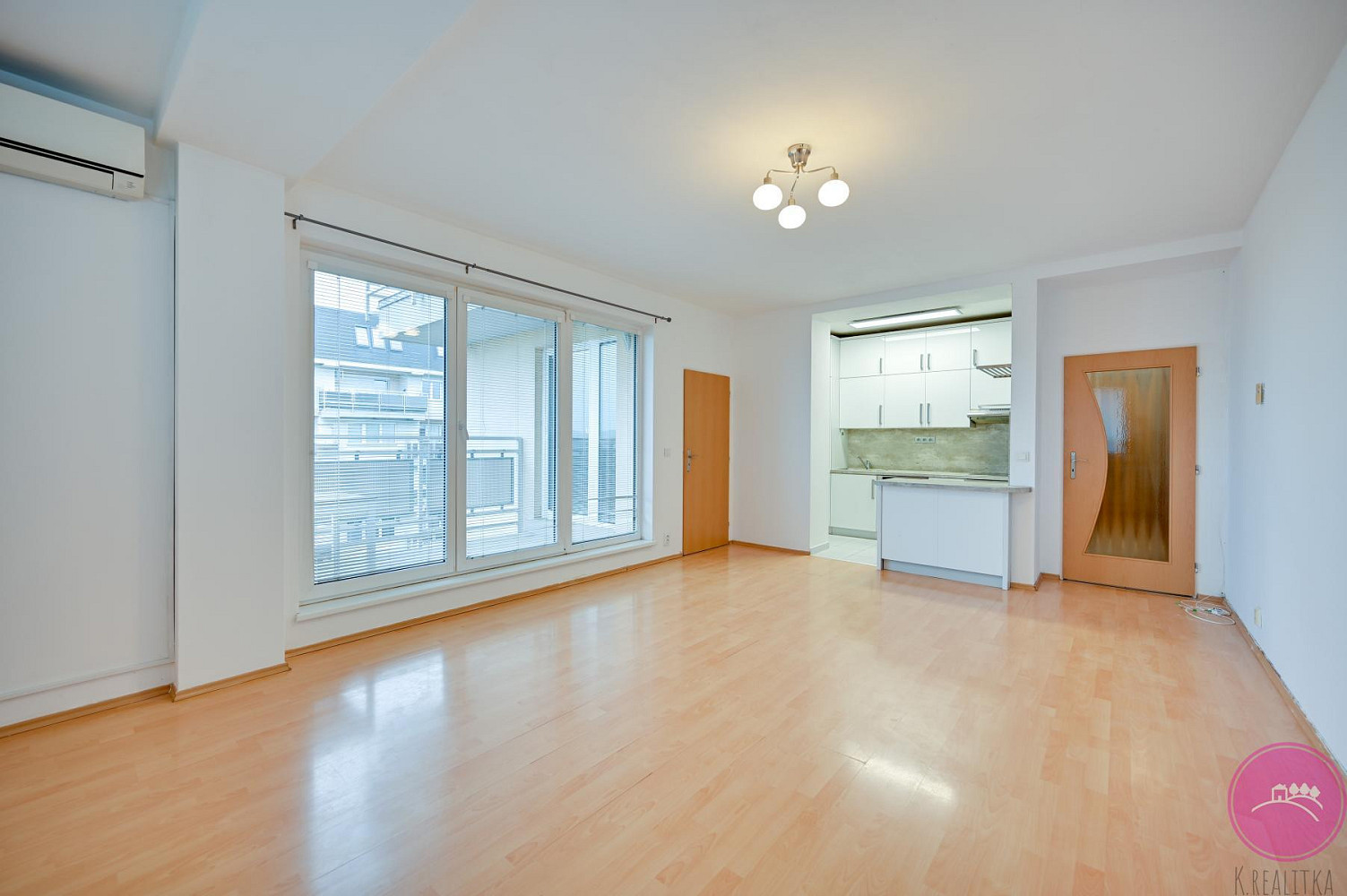 Pronájem bytu 2+kk 53 m² — photo 4