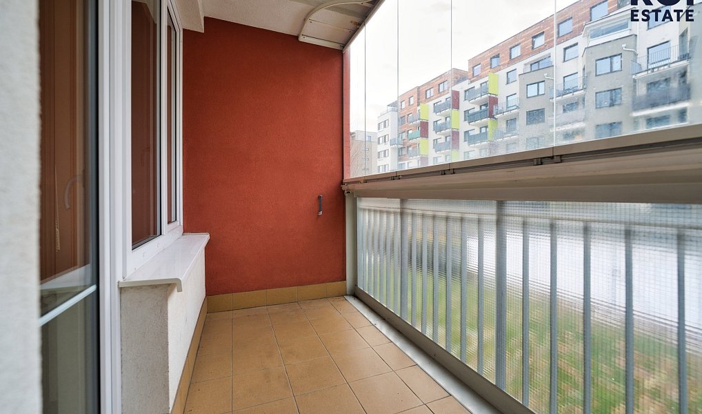 Pronájem bytu 2+kk 51 m², Praha – náhled fotky 3