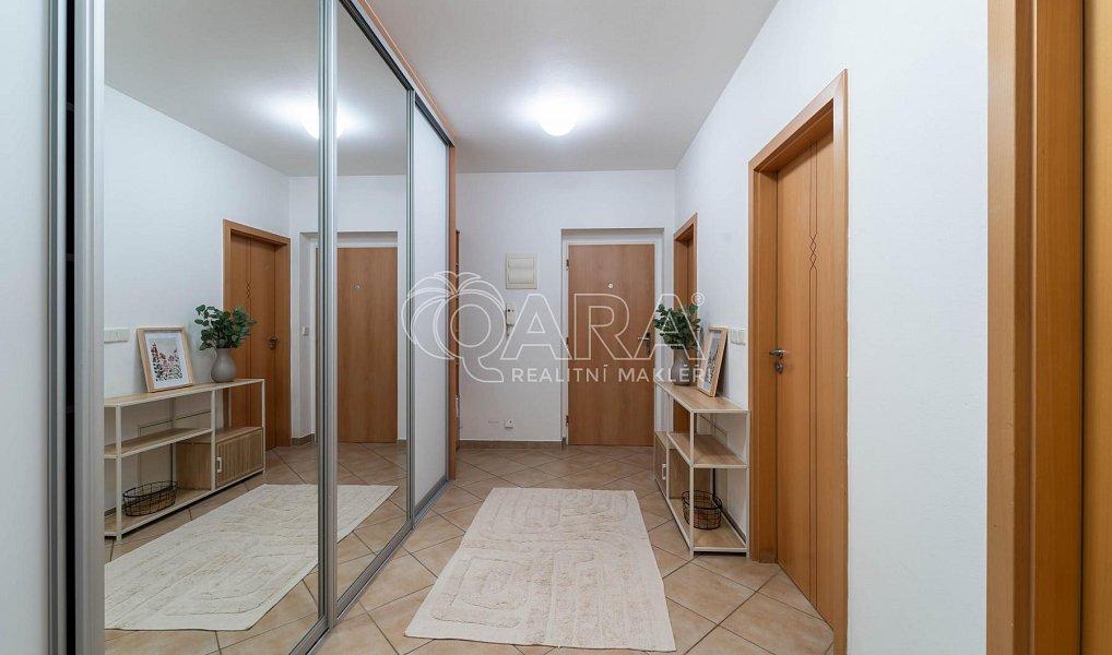 Prodej bytu 2+kk 59 m², Praha – náhled fotky 23