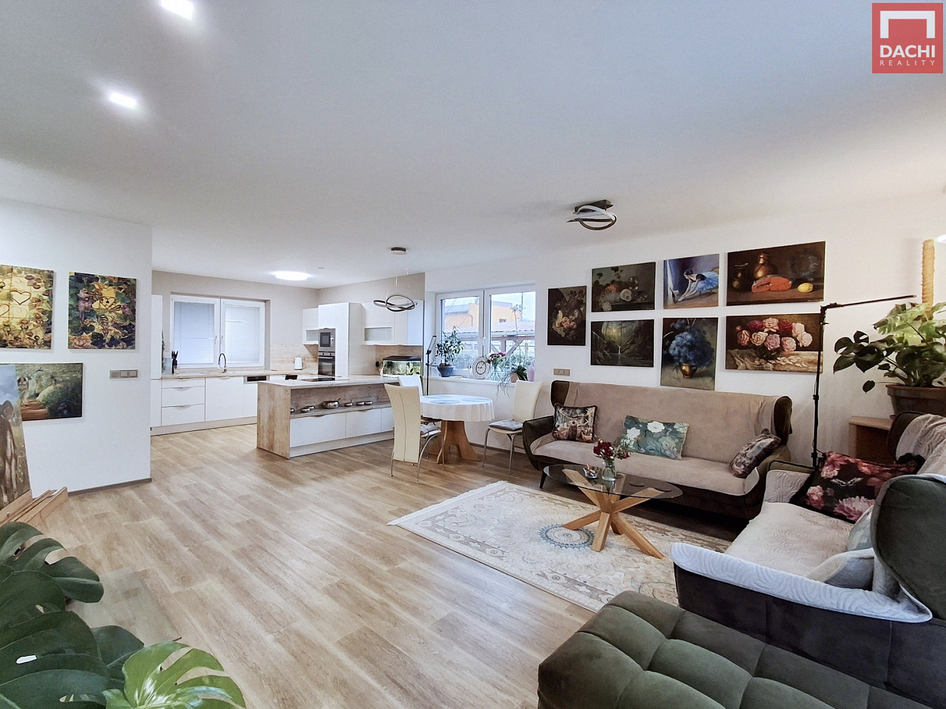 Prodej domu 150 m² s pozemkem 1 764 m² – fotografie 2
