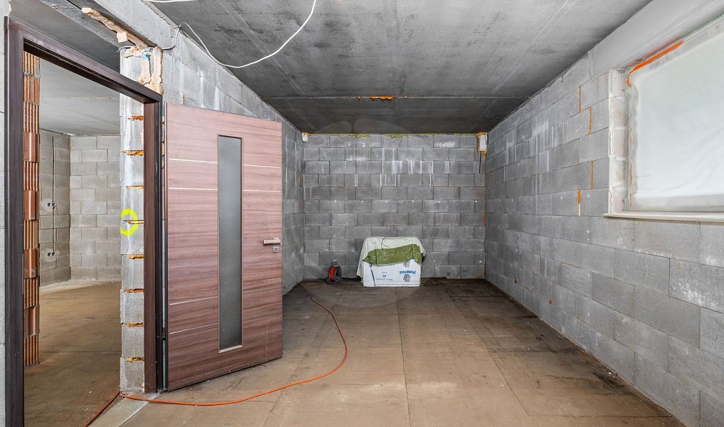 Prodej domu 322 m² s pozemkem 1 256 m², Rudolfov – náhled fotky 13