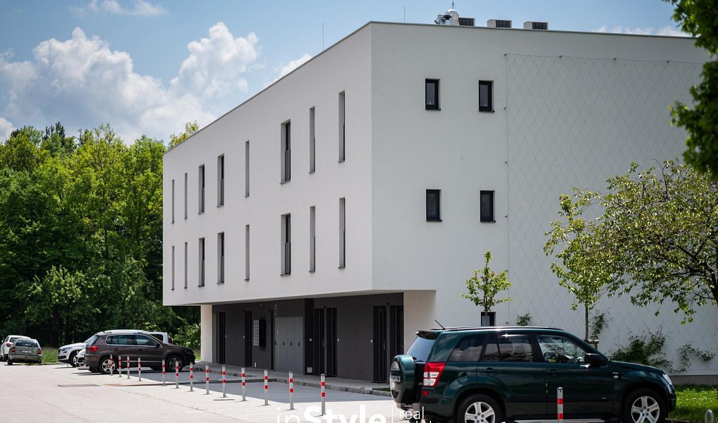 Prodej bytu 2+kk 57 m², Třeboň – náhled fotky 18