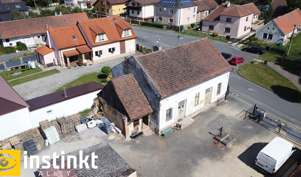 Prodej domu 225 m² s pozemkem 4 254 m², Chlumčany – náhled fotky 11