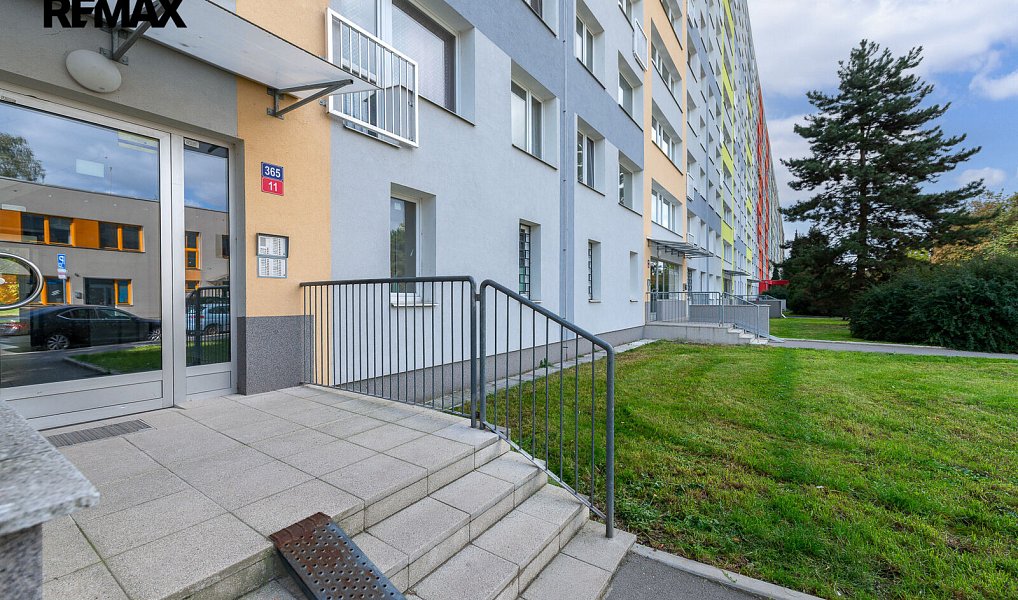 Prodej bytu 3+1 74 m², Praha – náhled fotky 27