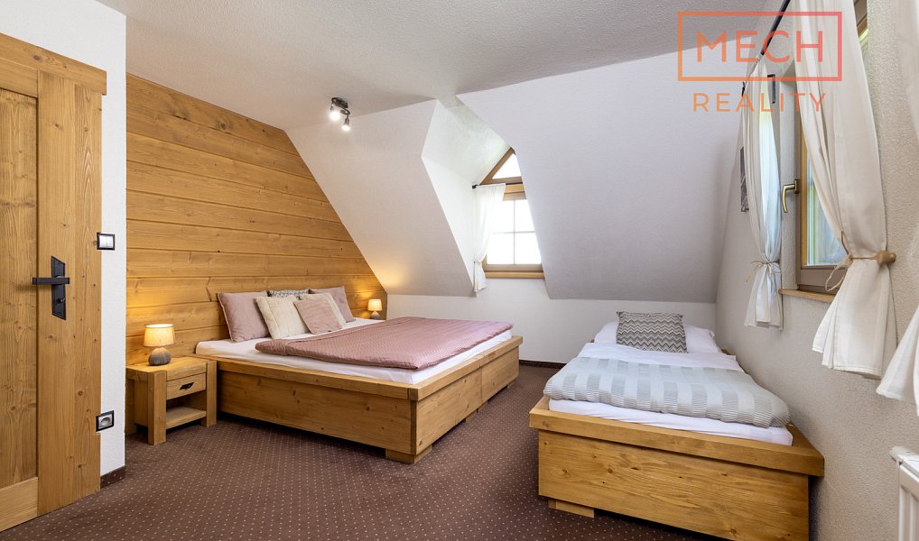 Prodej chaty/chalupy 155 m² s pozemkem 1 186 m², Karolinka – náhled fotky 13
