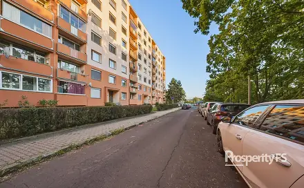 Prodej bytu 1+1 42 m², Zvonková, Ústí nad Labem - Severní Terasa