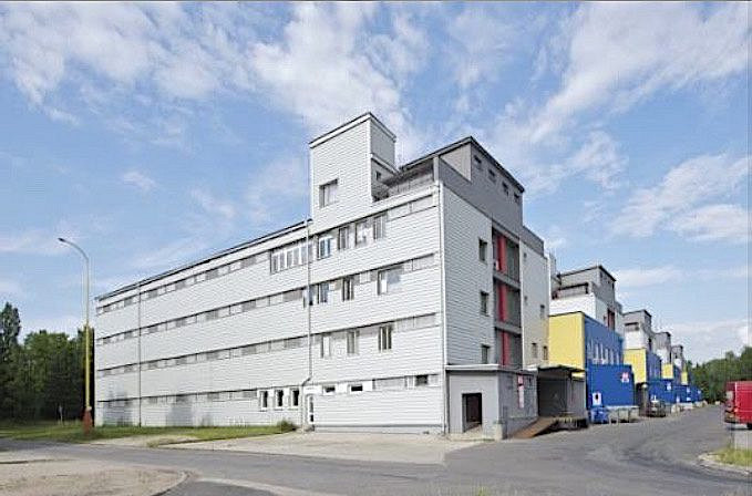 Pronájem skladovacích prostor 1 395 m²