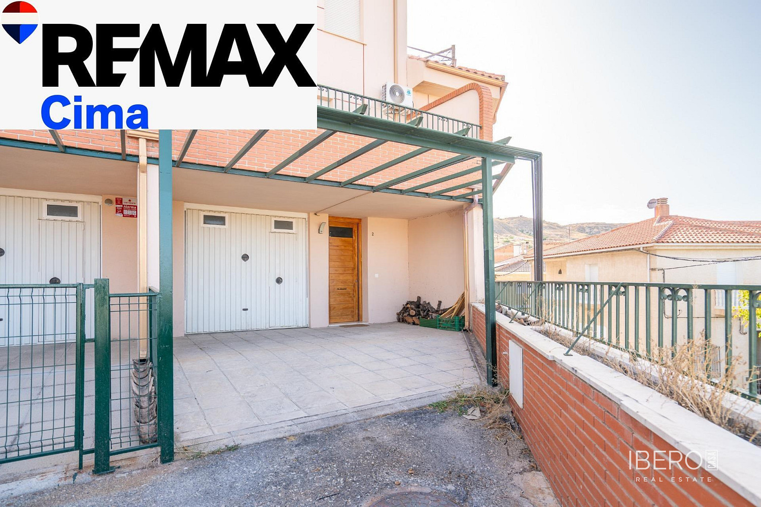 Prodej domu 280 m² s pozemkem 280 m²