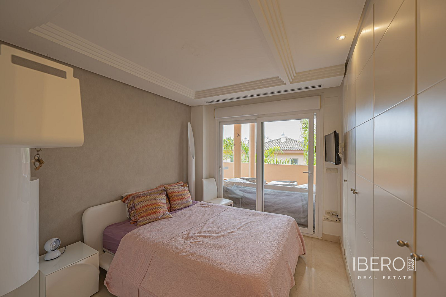 Piso 4+kk – Marbella, Nueva Andalucía - Más