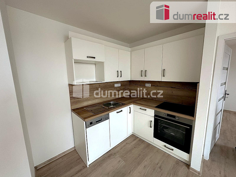 Pronájem bytu 2+kk 72 m² — photo 2