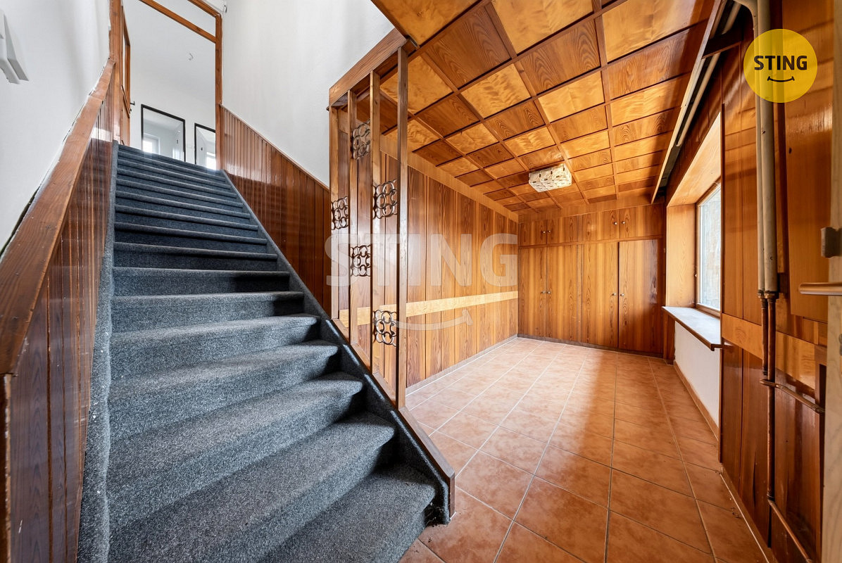 Prodej domu 220 m² s pozemkem 689 m² – fotografie 3