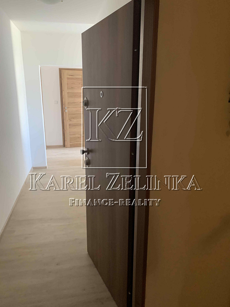 Pronájem bytu 2+1 66 m² – pohled 5