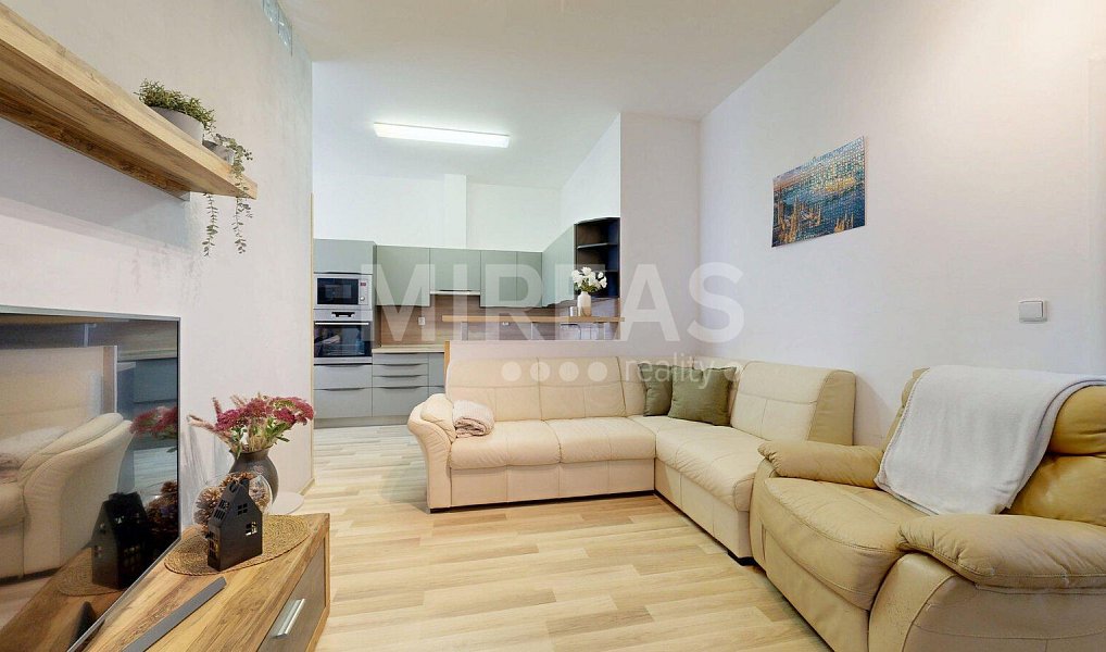 Prodej bytu 3+kk 68 m², Milovice – náhled fotky 8