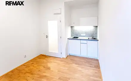 Pronájem bytu 2+kk 30 m²