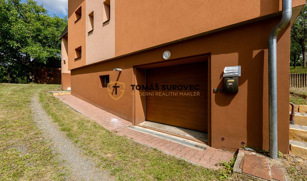 Prodej domu 265 m² s pozemkem 977 m², Tichov – náhled fotky 21