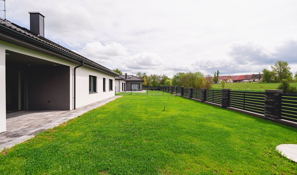 Prodej domu 120 m² s pozemkem 551 m², Líšťany – náhled fotky 3