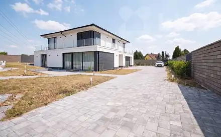 Prodej domu 336 m² s pozemkem 1 620 m², Alšova, Hřebeč, okres Kladno