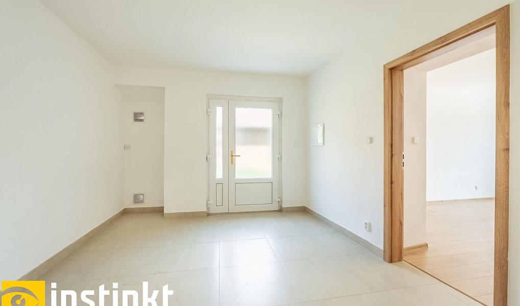 Prodej domu 220 m² s pozemkem 1 450 m², Dolní Lukavice – náhled fotky 18