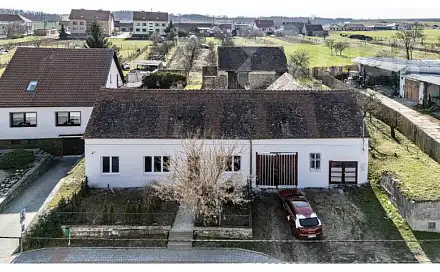 Prodej domu 180 m² s pozemkem 2 727 m², Skalice, okres Znojmo