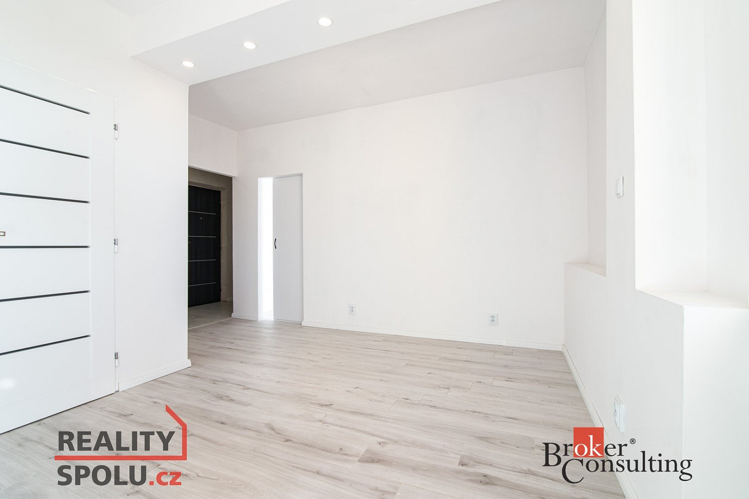 Prodej bytu 2+kk 40 m² — photo 3