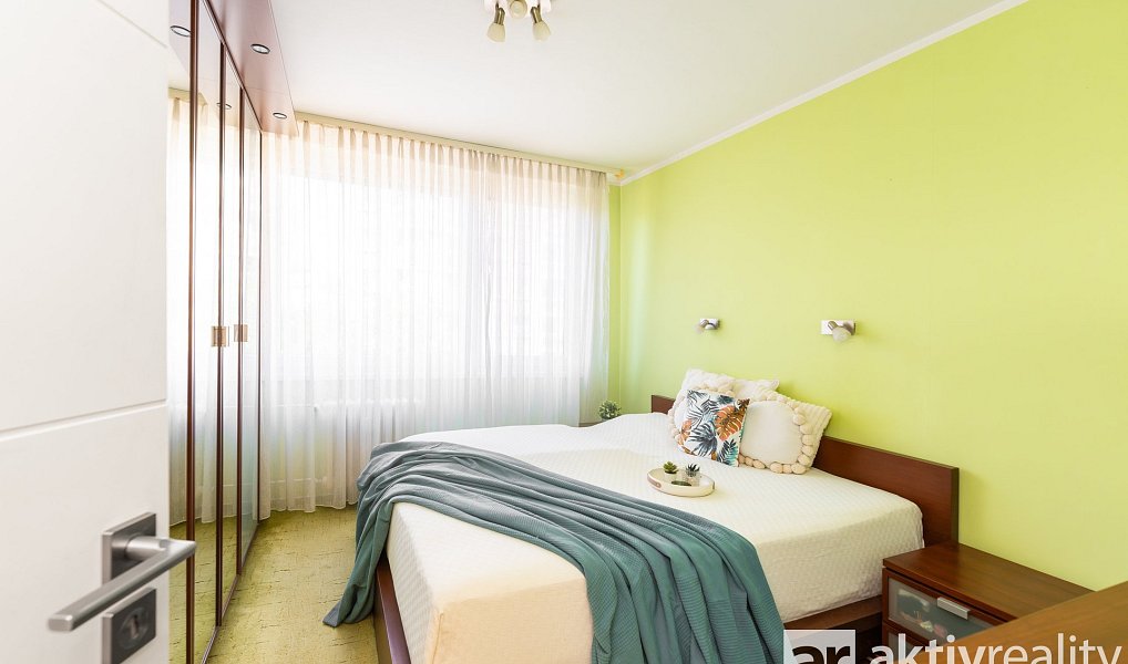 Prodej bytu 4+1 95 m², Praha – náhled fotky 16