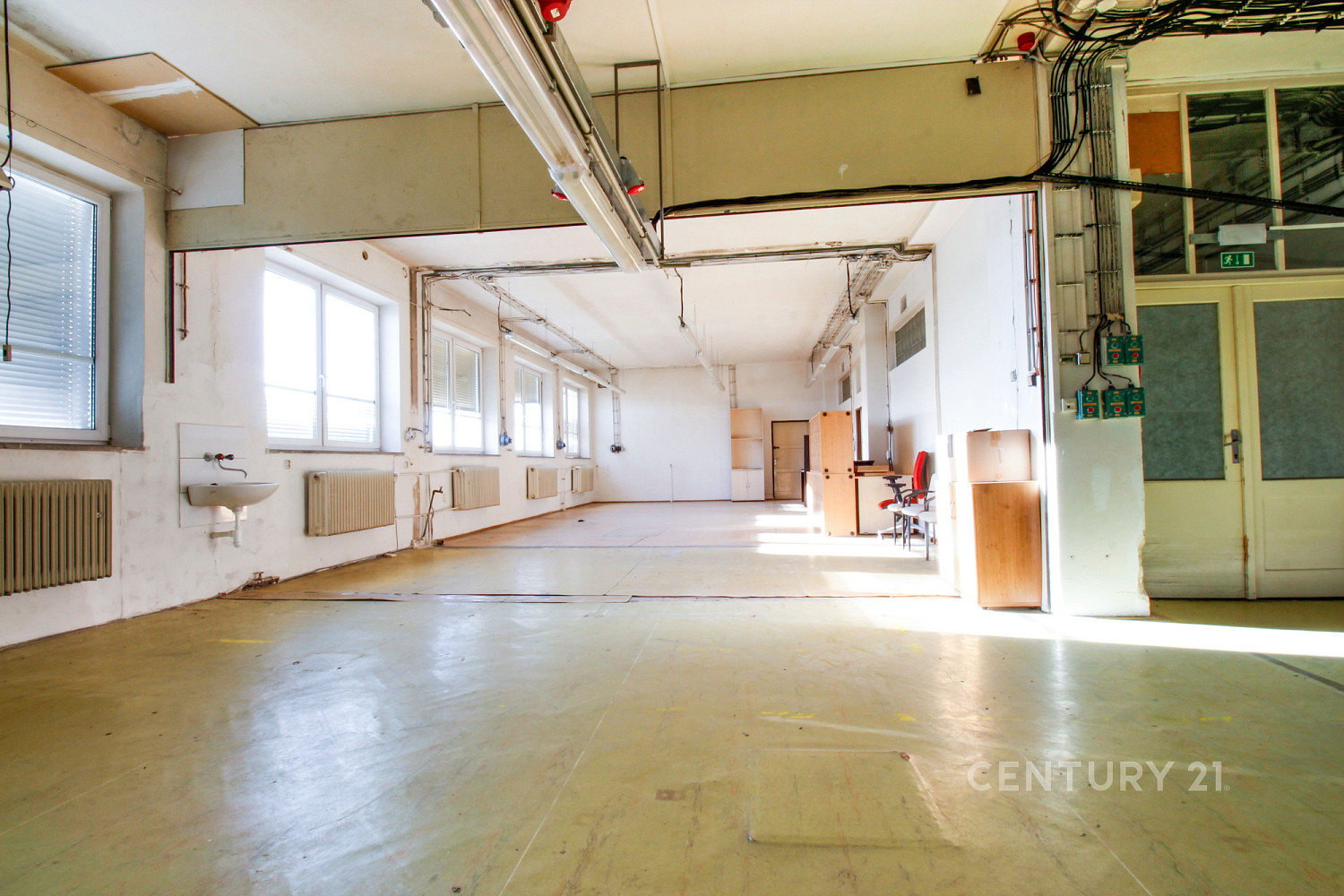 Pronájem komerčního objektu (jiného typu) 620 m² – fotografie 4