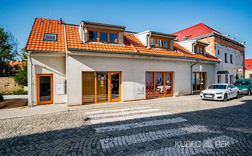 Pronájem bytu 2+kk 60 m², Husova, Jindřichův Hradec - Jindřichův Hradec II