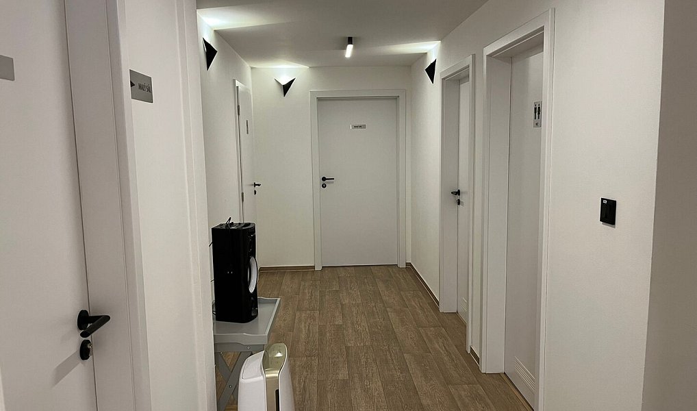 Pronájem obchodních prostor 398 m², Zubří – náhled fotky 24