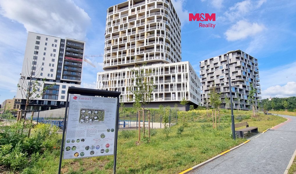 Pronájem, garážové stání, Praha 4-Modřany, ul. Mezi vodami, Praha – fotka 1 z 7