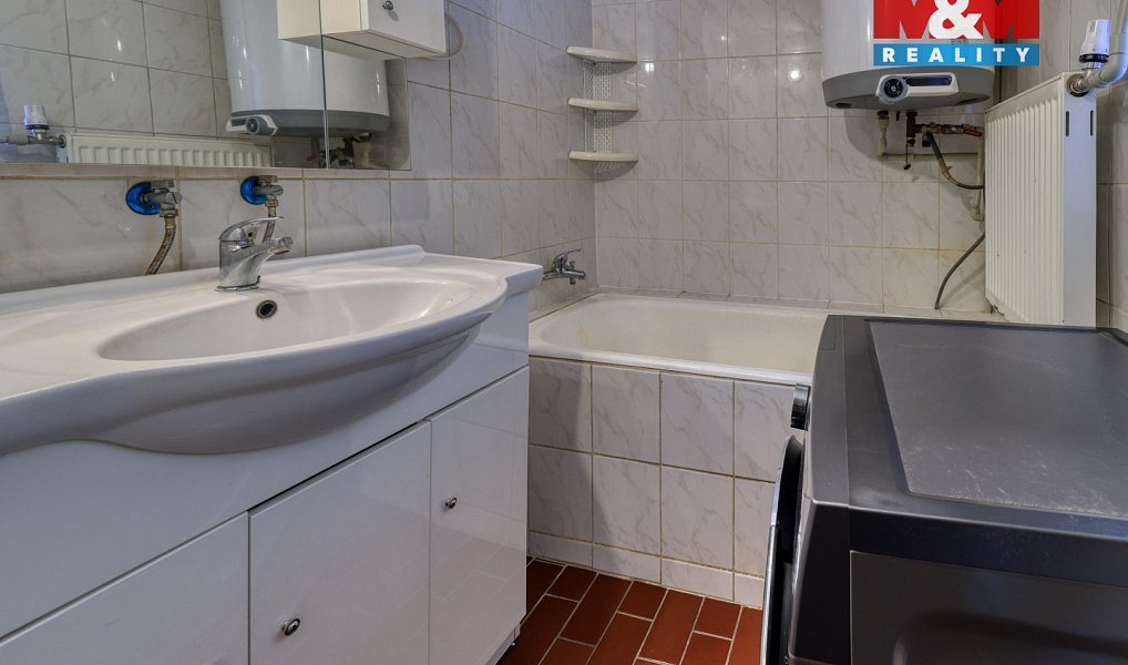 Prodej domu 192 m² s pozemkem 992 m², Třemešné – náhled fotky 9