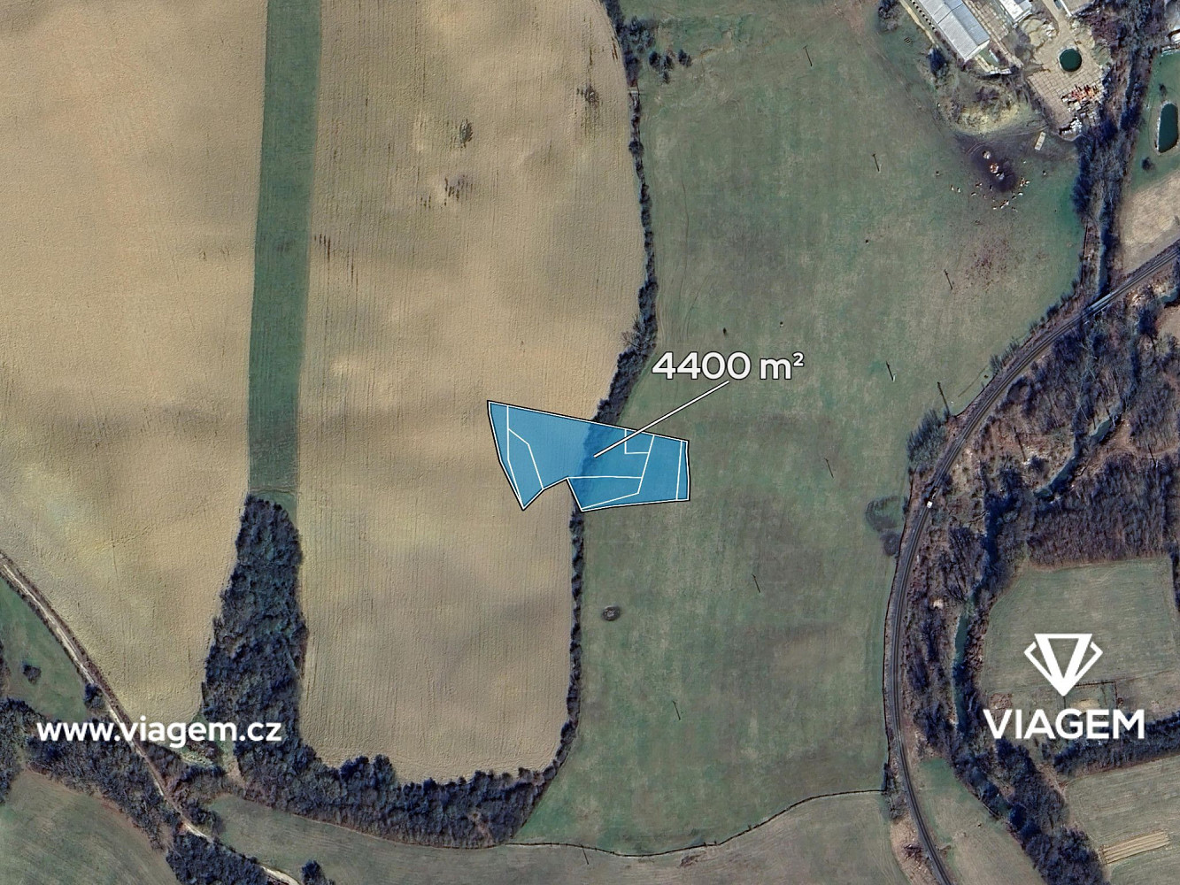 Prodej pole 4 400 m² — photo 2