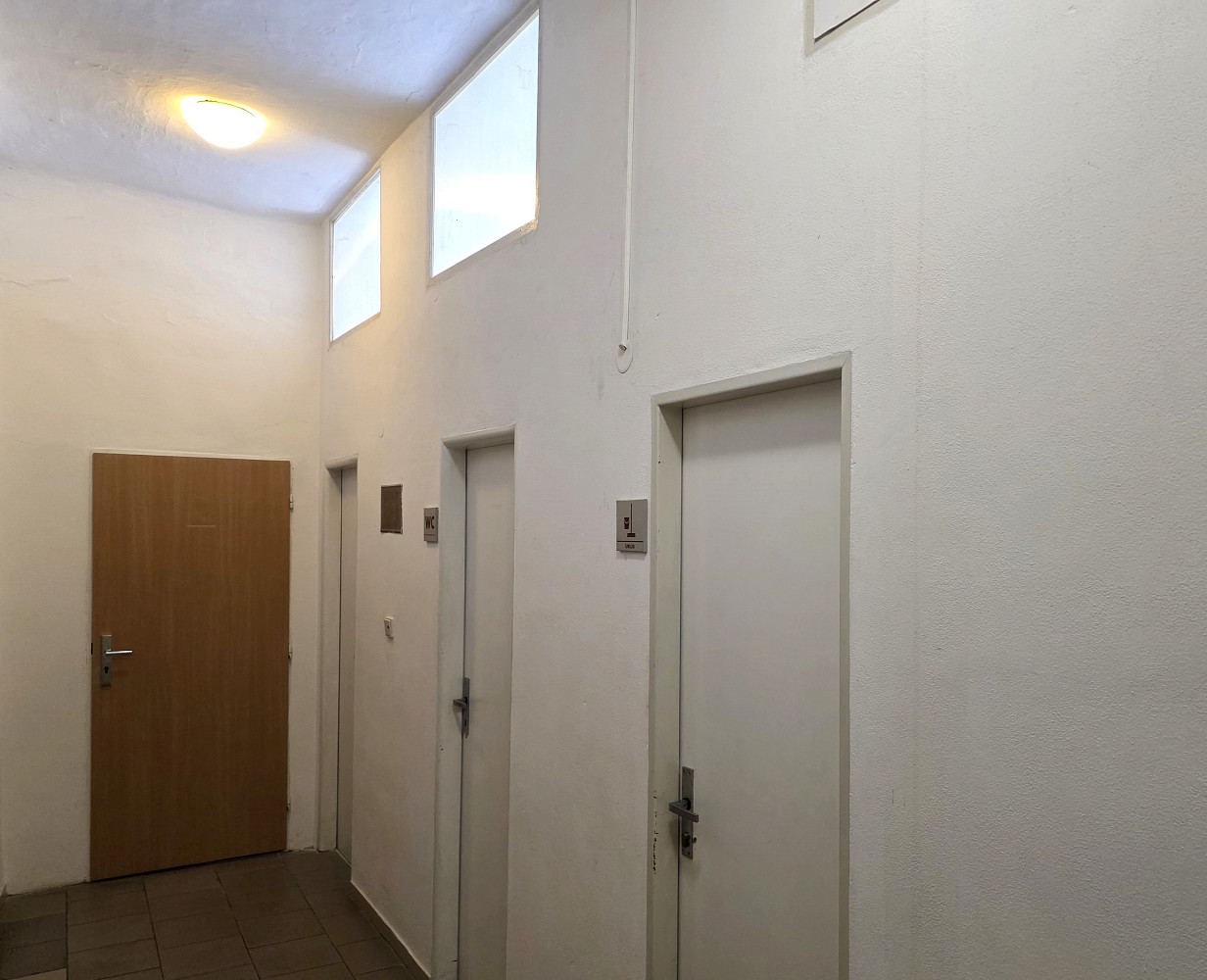 Pronájem kanceláře 60 m² – pohled 6