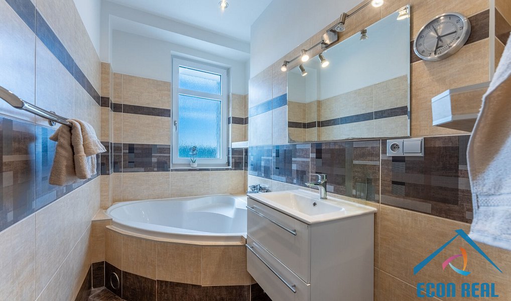 Prodej bytu 2+kk 53 m², Praha – náhled fotky 17